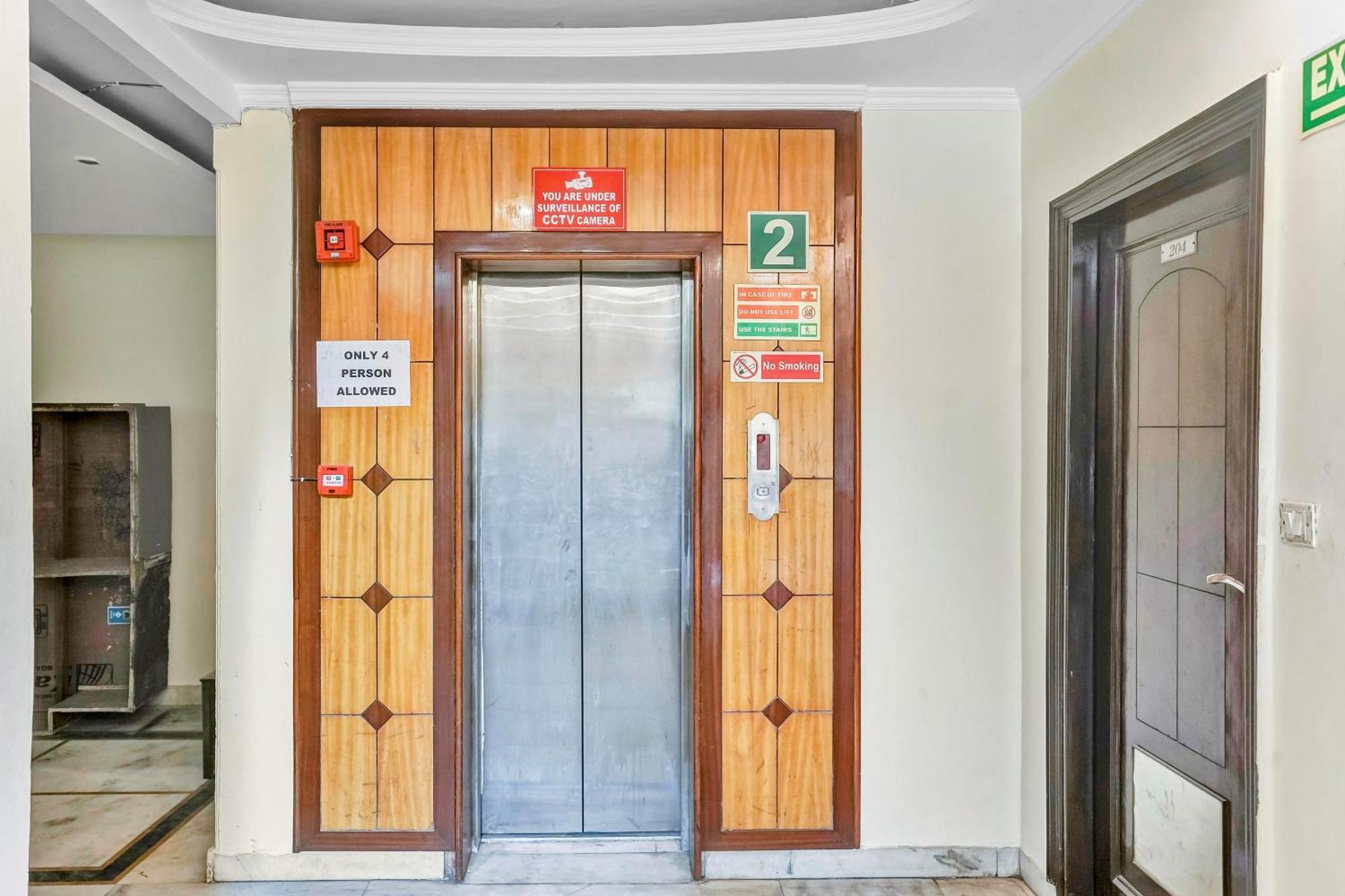 Hotel O Delhi Empire Νέο Δελχί Εξωτερικό φωτογραφία
